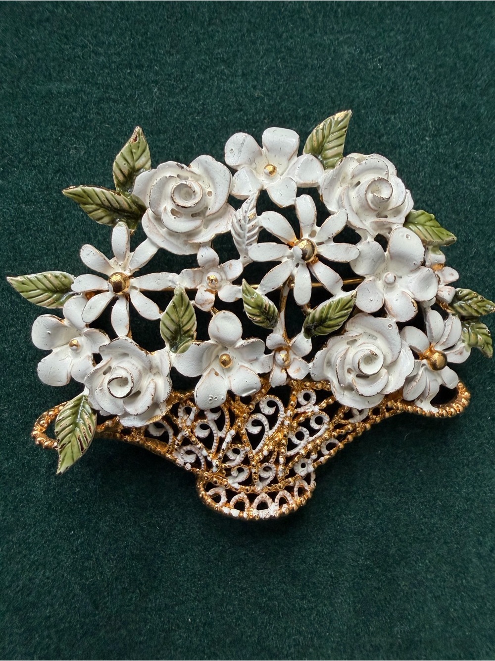 Lisner Floral Bouquet Brooch